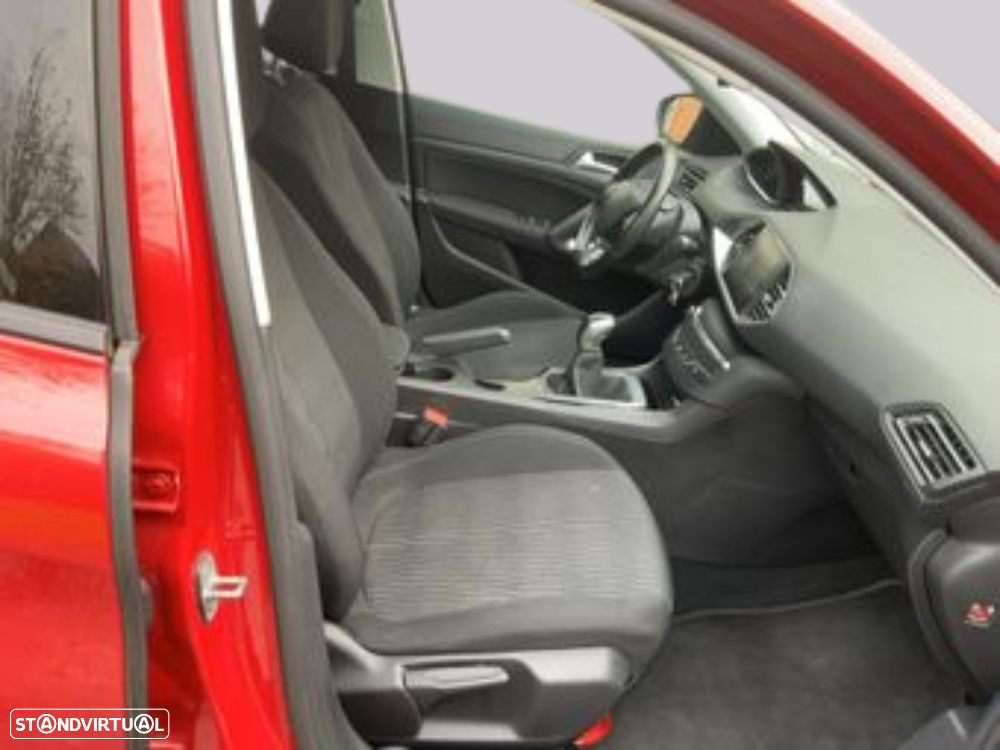 Peugeot 308 - 6