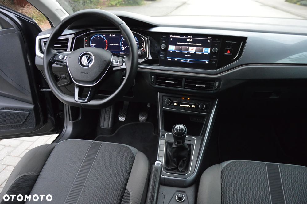 Volkswagen Polo - 16