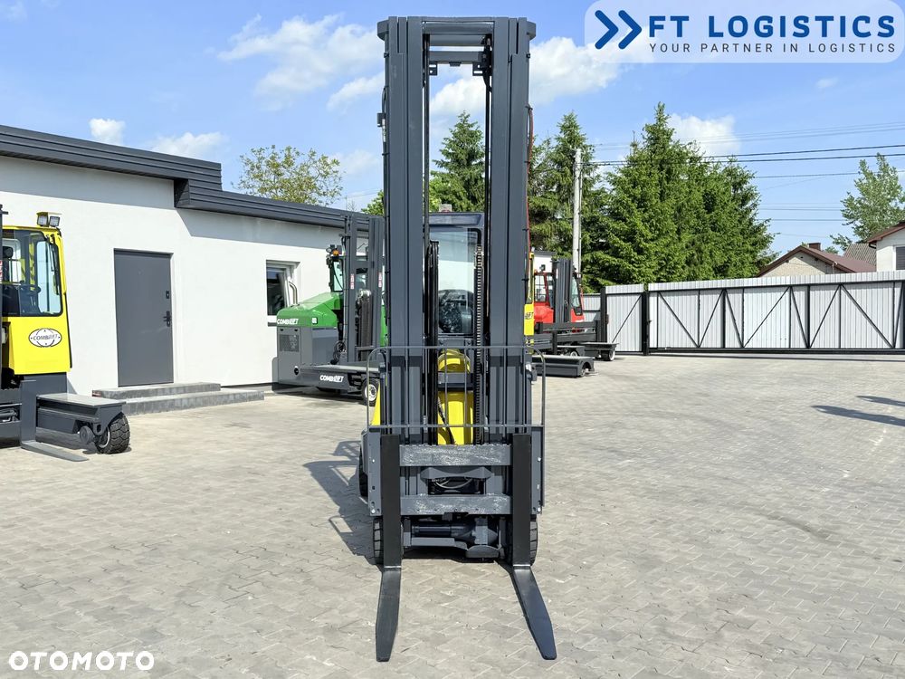 Combilift WÓZEK PRZEGUBOWY | AISLE MASTER 25WE | ELEKTRYCZNY | TRIPLEX 6650MM | PRZESUW BOCZNY | WOLNY SKOK | JEDYNIE 6723 MOTOGODZIN | STAN IDEALNY | Szeroka oferta wózków czterokierunkowych i bocznych, dopasowanych do różnorodnych potrzeb i zastosowań - 3