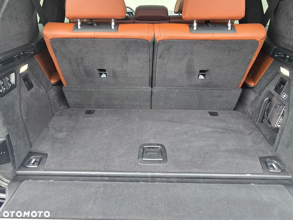 BMW X7 M60i xDrive mHEV sport - 37