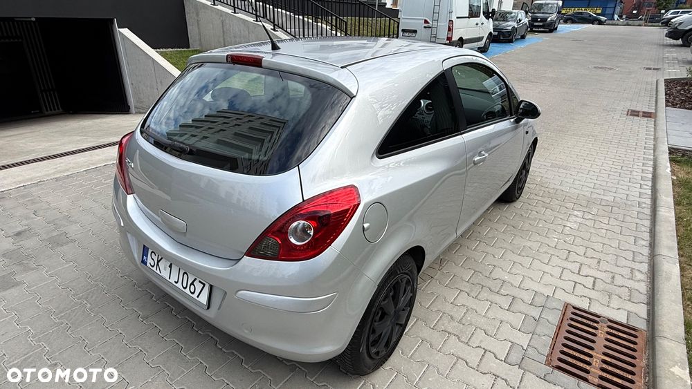 Opel Corsa 1.2 16V Enjoy - 17