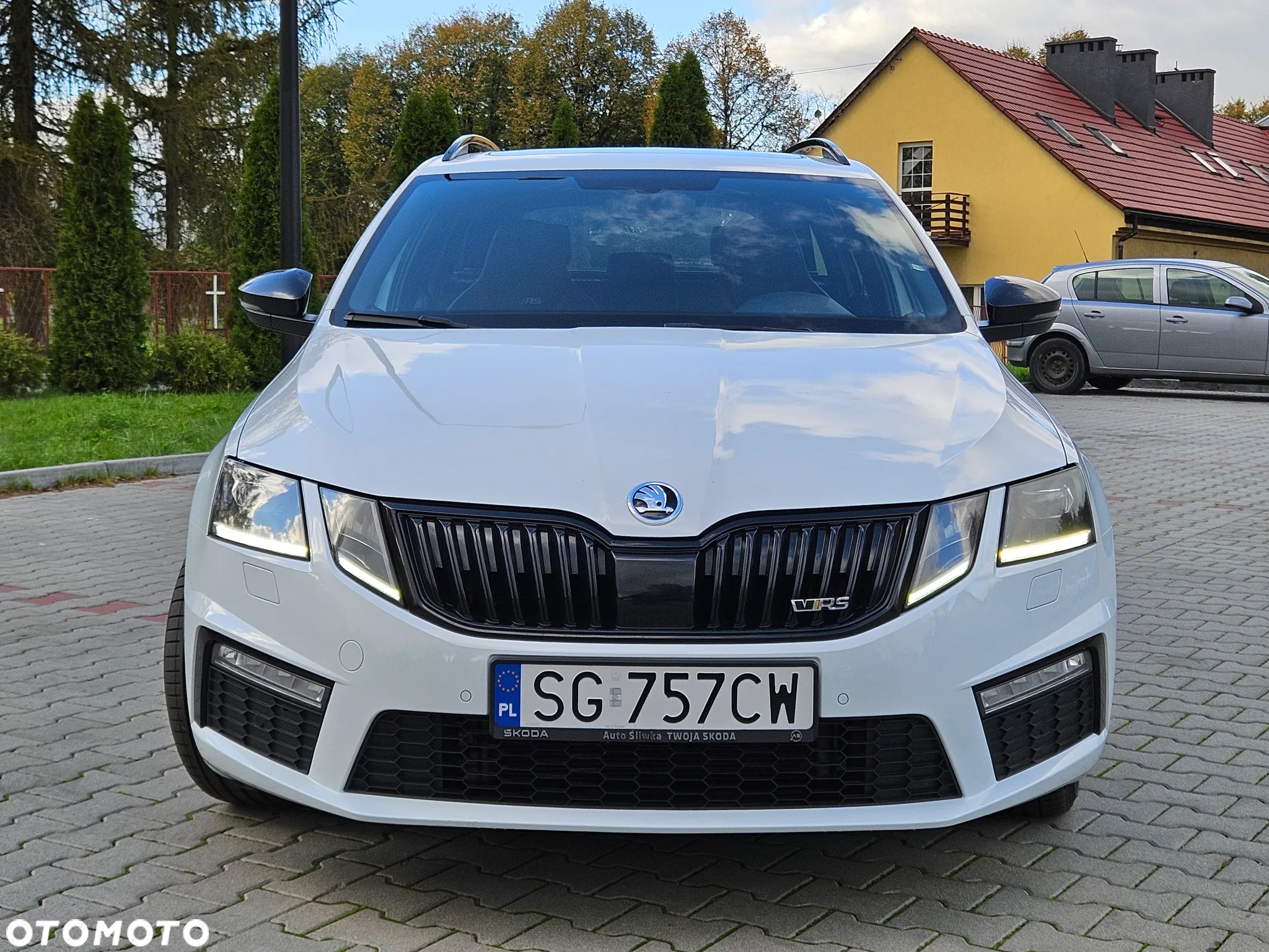 Skoda Octavia 2.0 TSI RS Challenge 245 DSG - 2