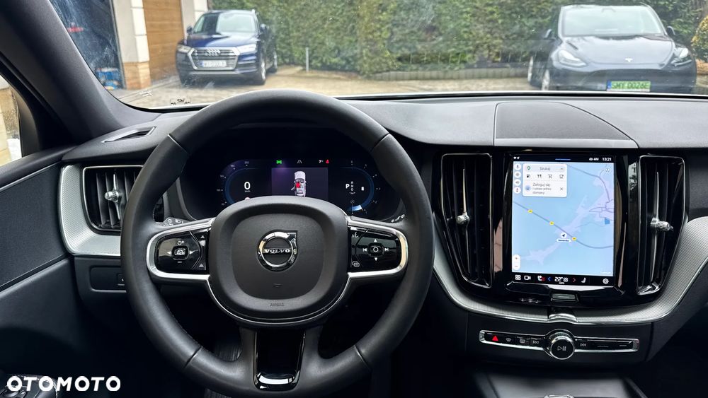 Volvo XC 60 B4 D AWD Plus Dark - 26