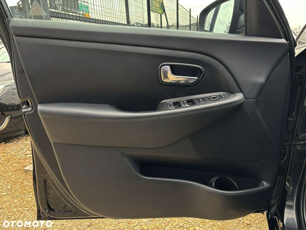 Kia Carens 2.0 GDI Automatik Edition 7 - 11