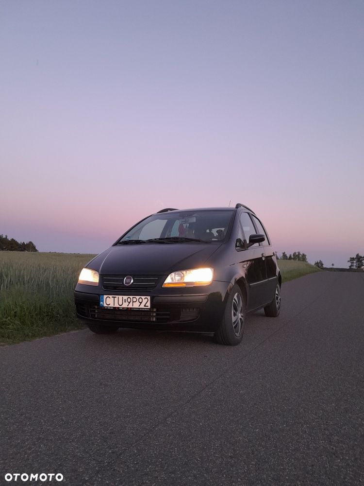 Fiat Idea - 2