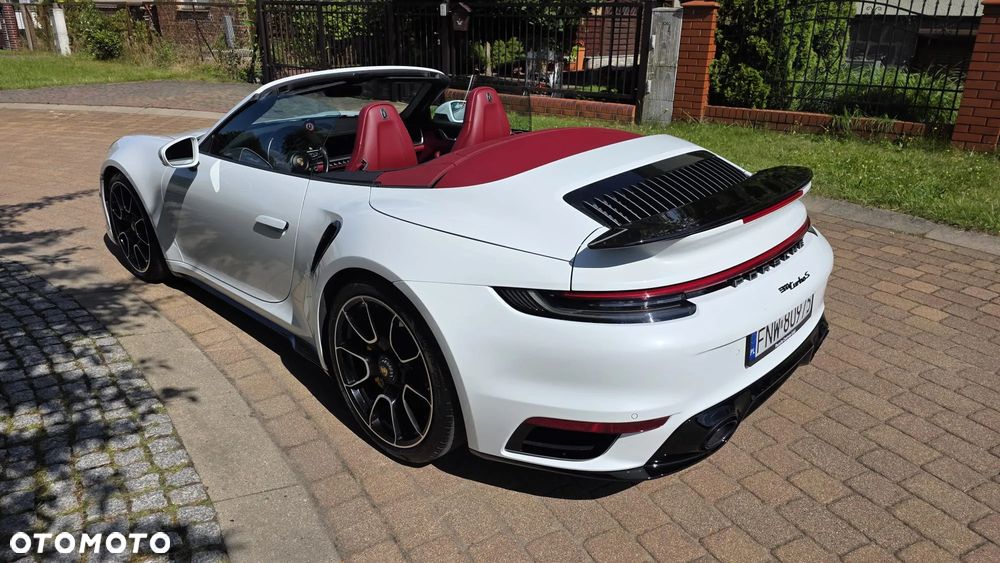 Porsche 911 - 26