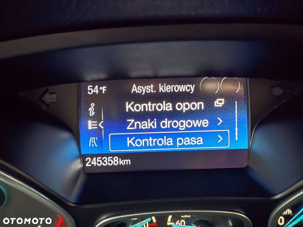 Ford Grand C-MAX - 26