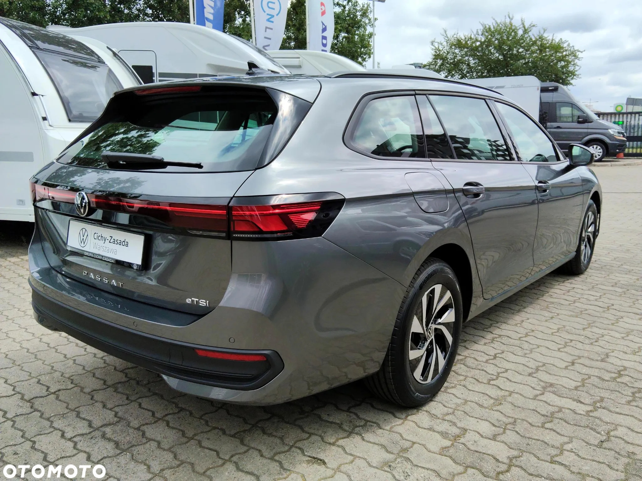 Volkswagen Passat 1.5 TSI ACT mHEV DSG - 39