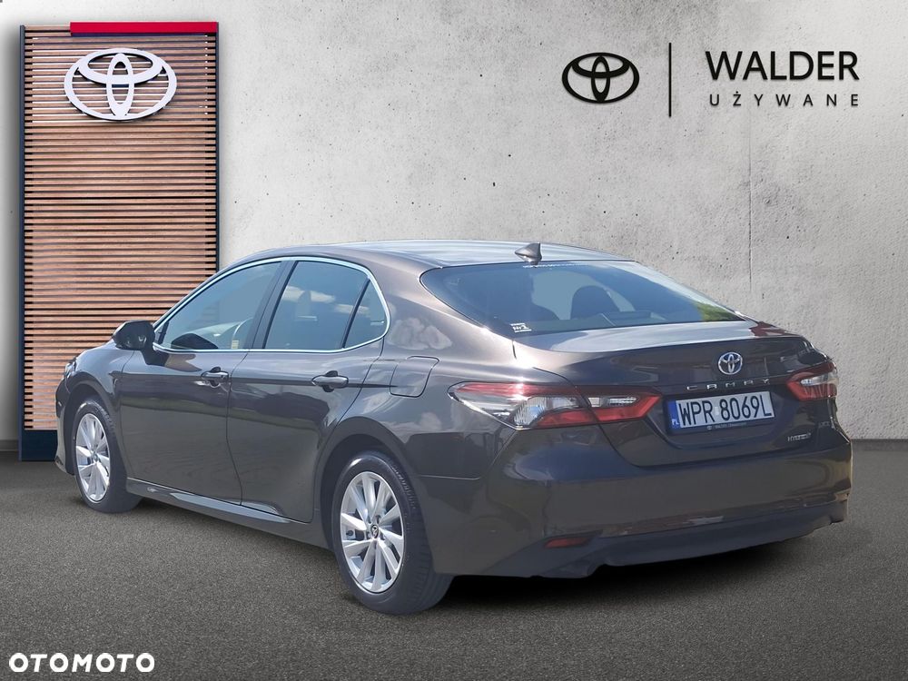 Toyota Camry 2.5 Hybrid Comfort CVT - 3