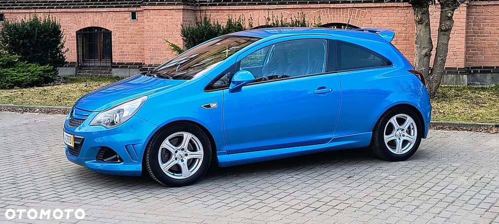 Opel Corsa 1.6 Turbo OPC - 21