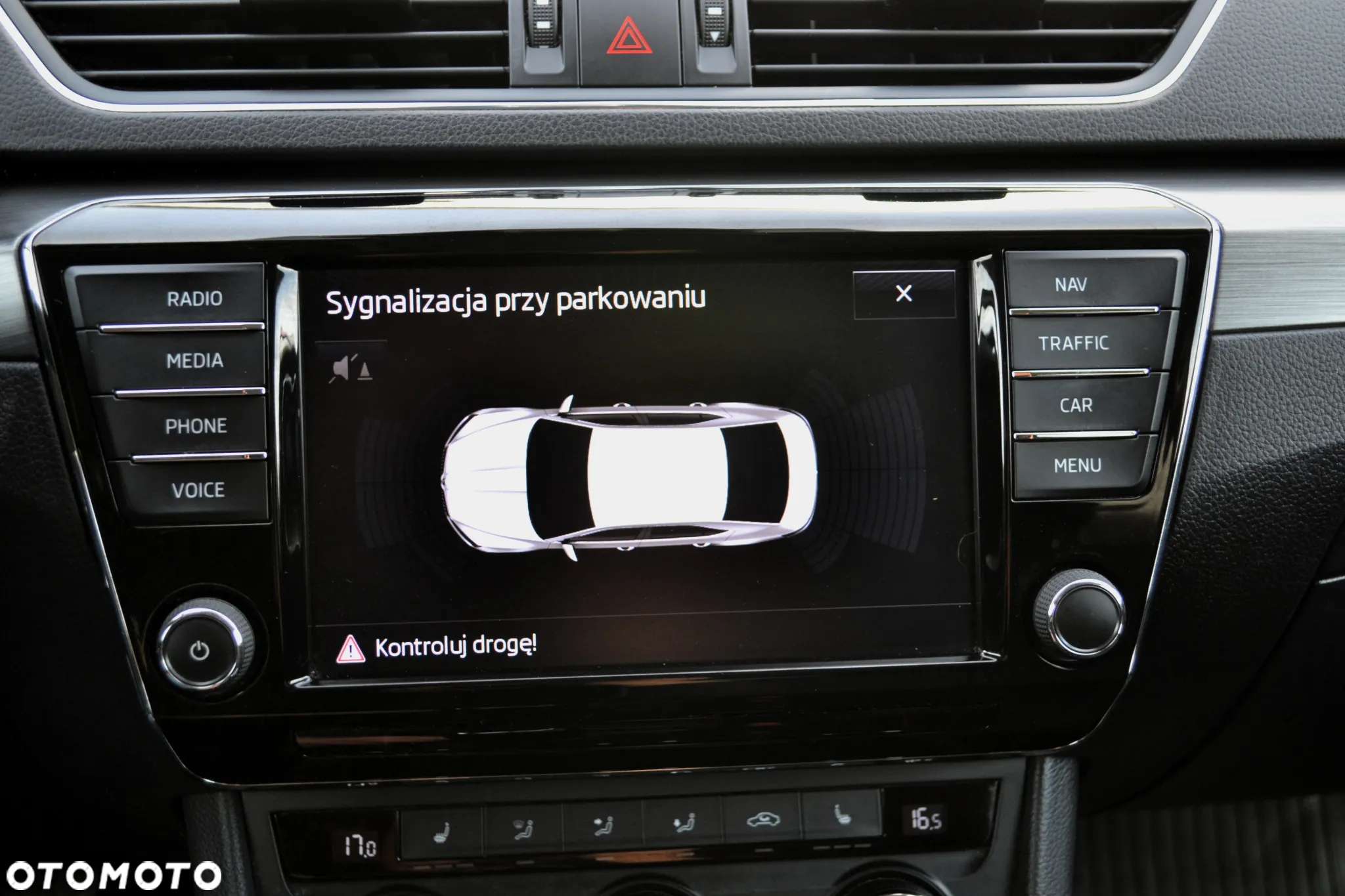 Skoda Superb 1.8 TSI Ambition - 22