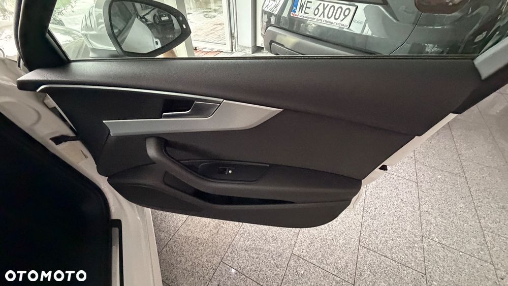 Audi A4 Avant - 19