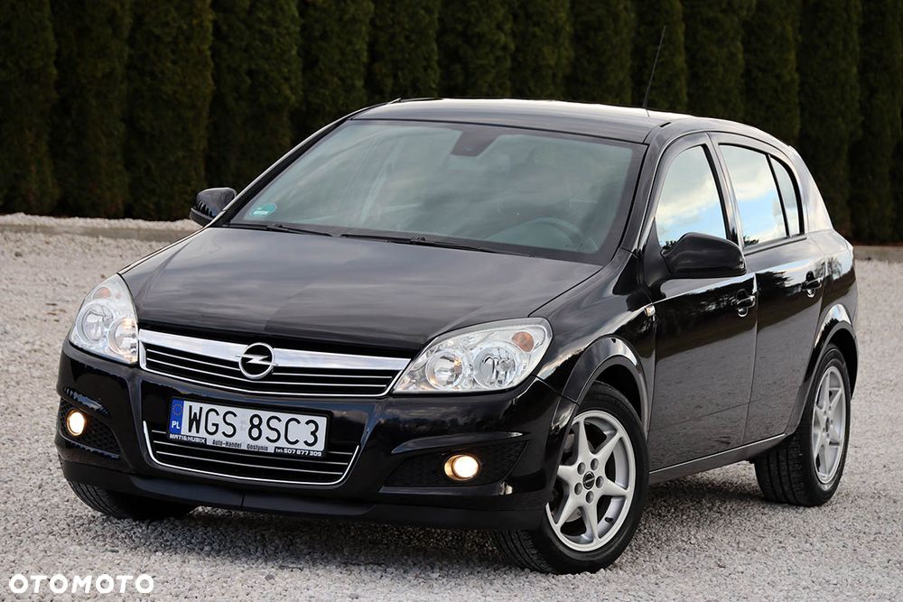 Opel Astra 1.6 ECOFLEX Start/Stop Innovation - 2