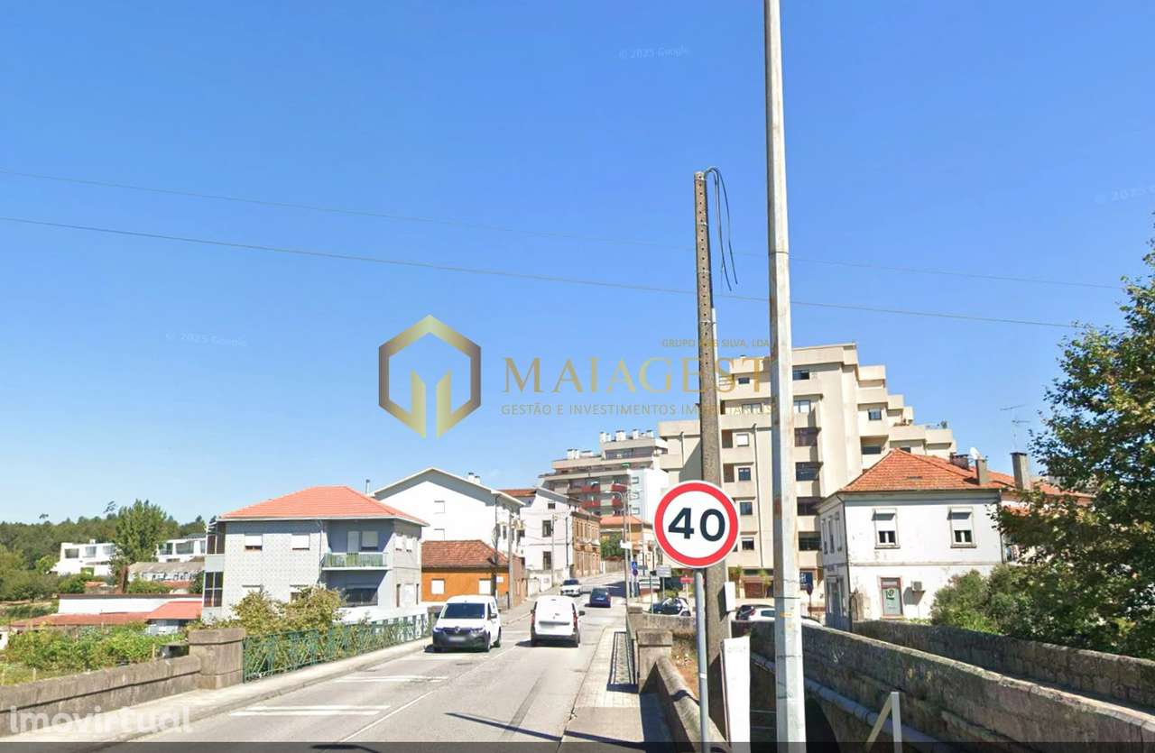 Terreno com Potencial de Construção junto ao Hospital de S. João - Grande imagem: 4/4