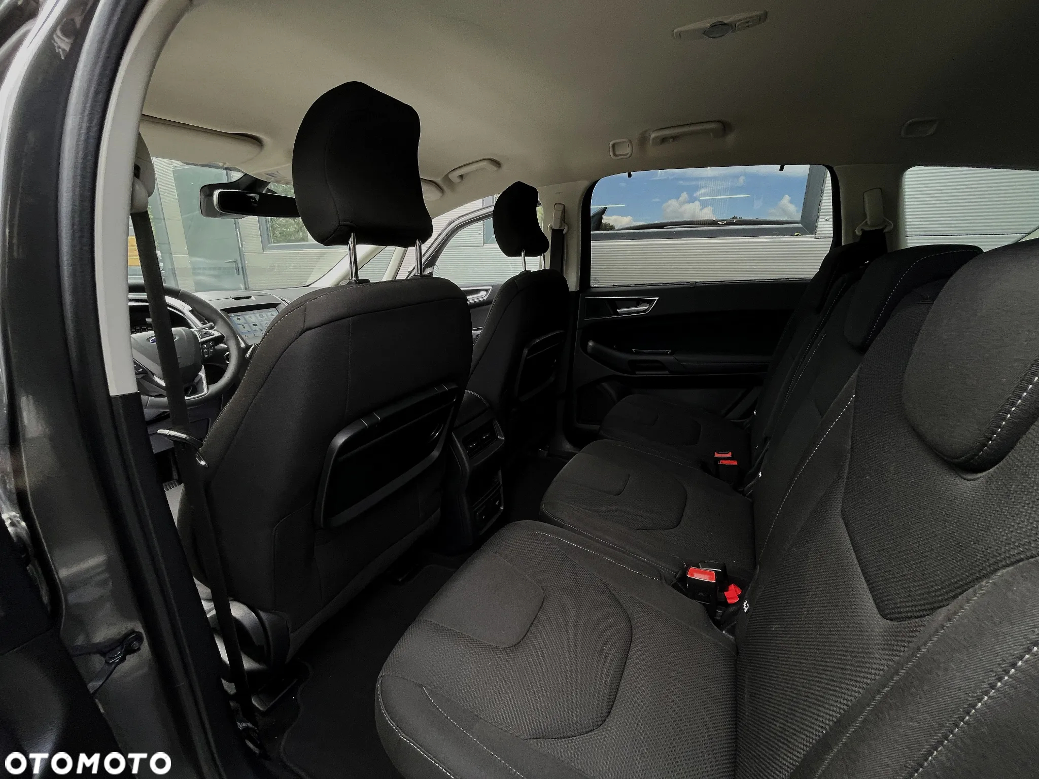 Ford S-Max 2.0 EcoBoost Titanium - 36
