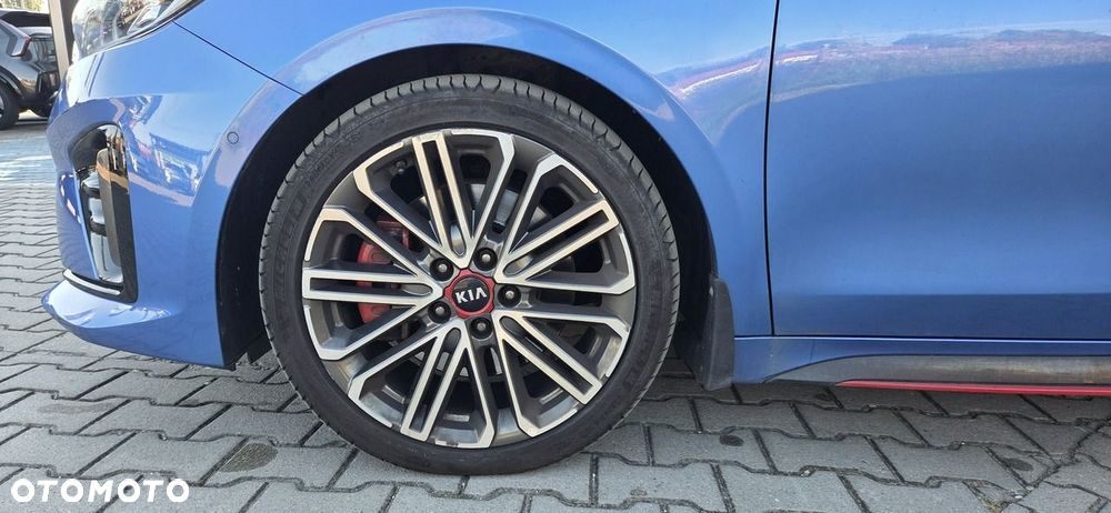 Kia ProCeed 1.6 T-GDI GT DCT - 16
