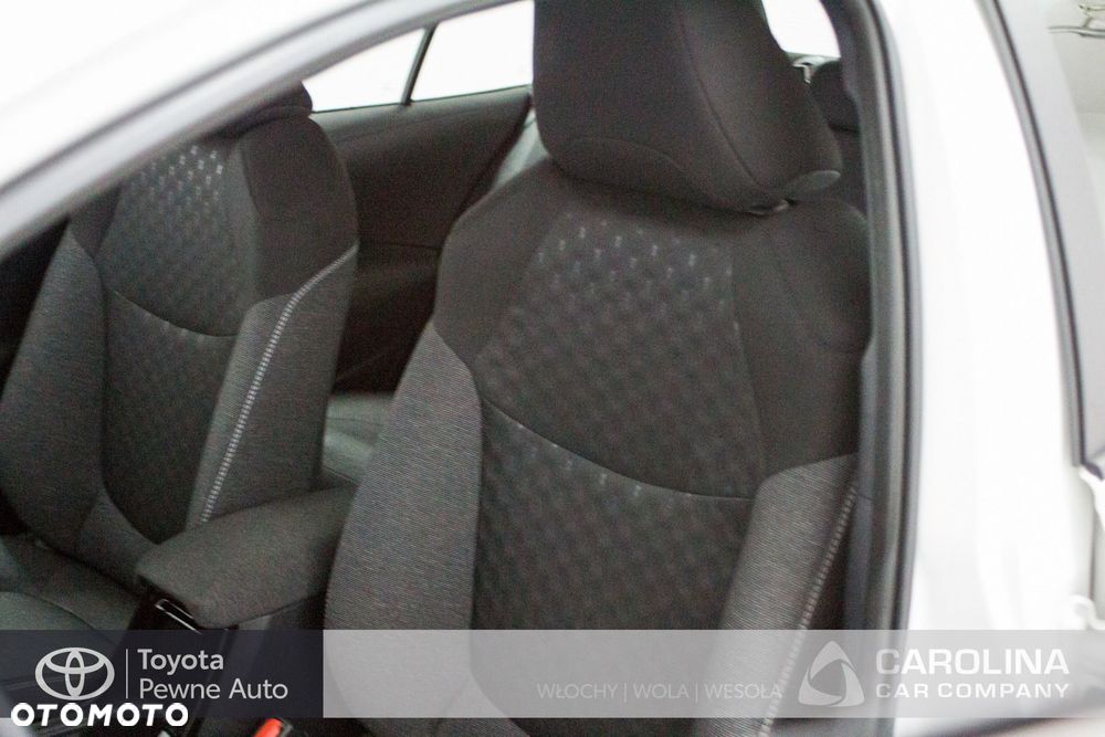Toyota Corolla - 10