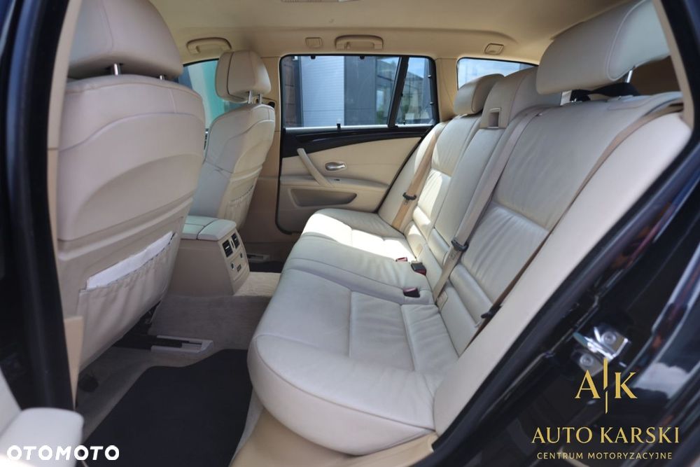 BMW Seria 5 - 33
