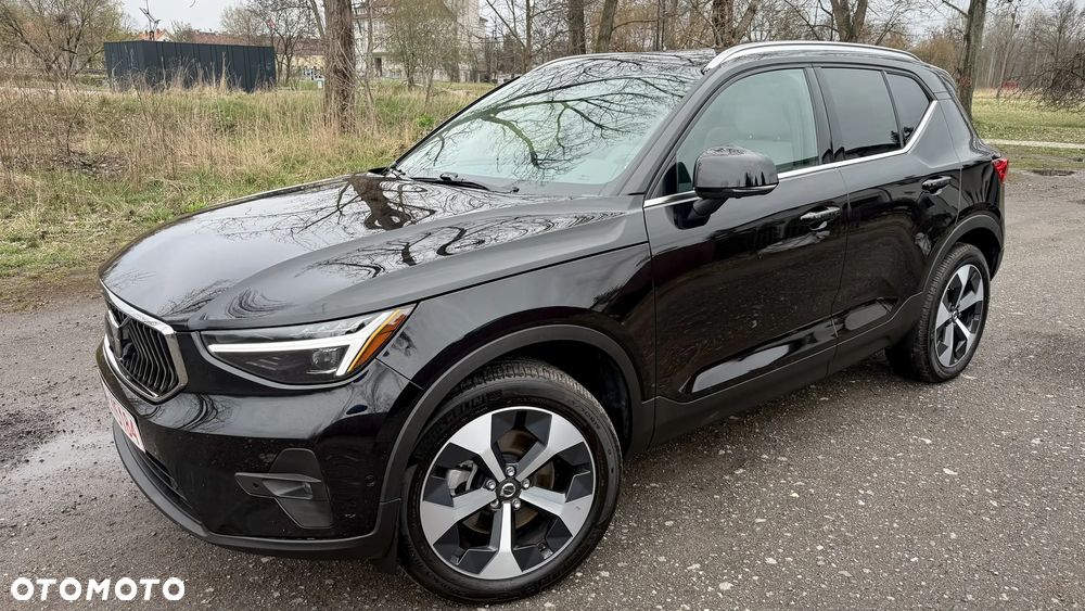 Volvo XC 40 B5 B AWD Momentum Pro - 2