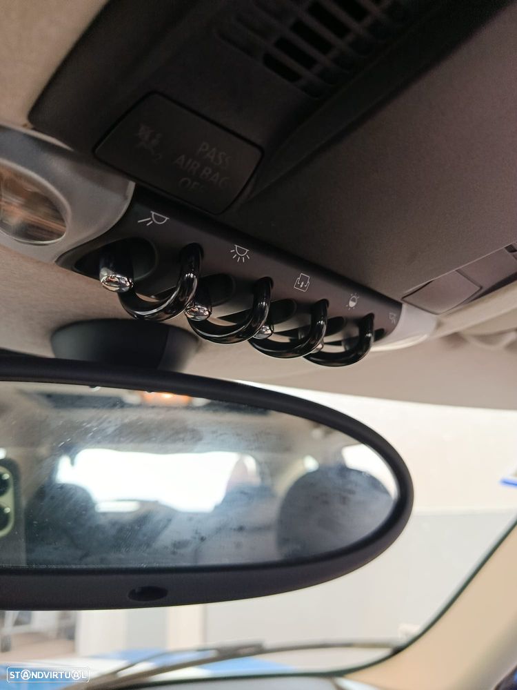 MINI Countryman Cooper D - 18