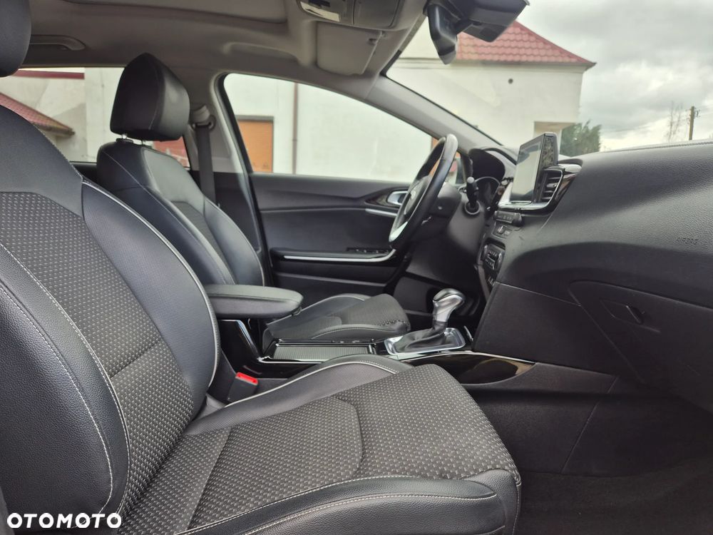 Kia Ceed 1.6 CRDi DCT GT Line - 12