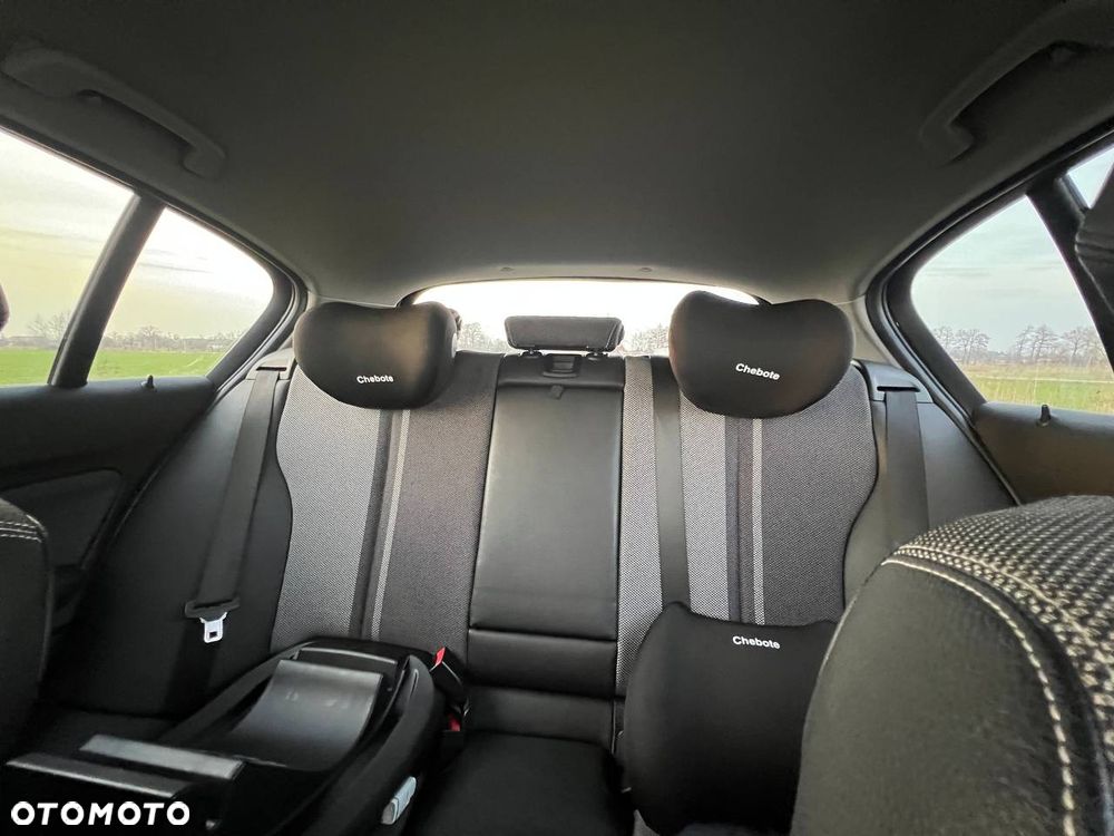 BMW Seria 1 120d xDrive - 24