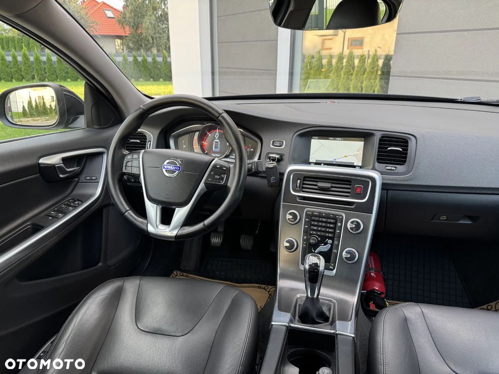 Volvo S60 D2 Summum - 26