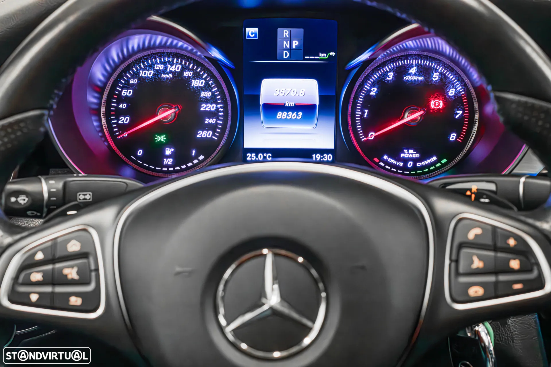 Mercedes-Benz C 350 e - 16