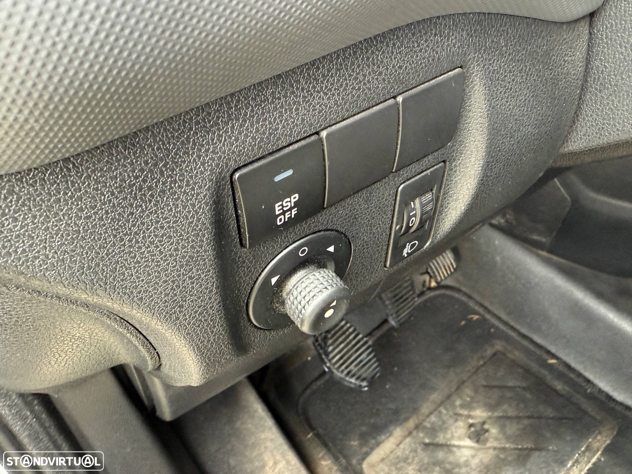 Citroën Berlingo 1.6 HDI 100 CV 3 LUGARES - 12