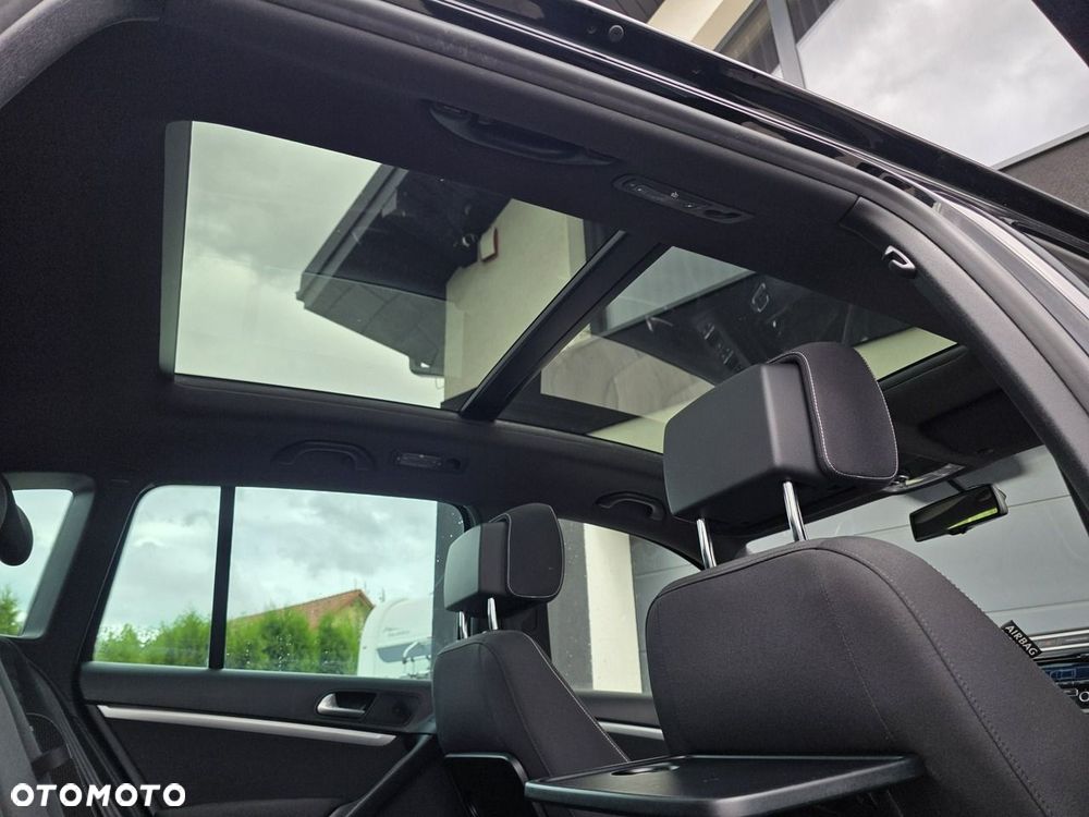 Volkswagen Tiguan - 8