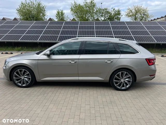 Skoda Superb 2.0 TDI L&K DSG - 1