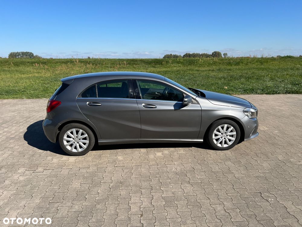 Mercedes-Benz Klasa A 180 (BlueEFFICIENCY) Style - 8
