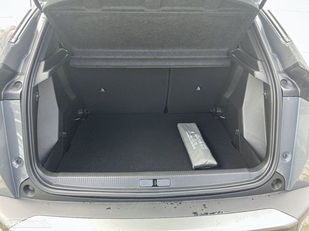 Peugeot 2008 1.2 PureTech Allure - 6