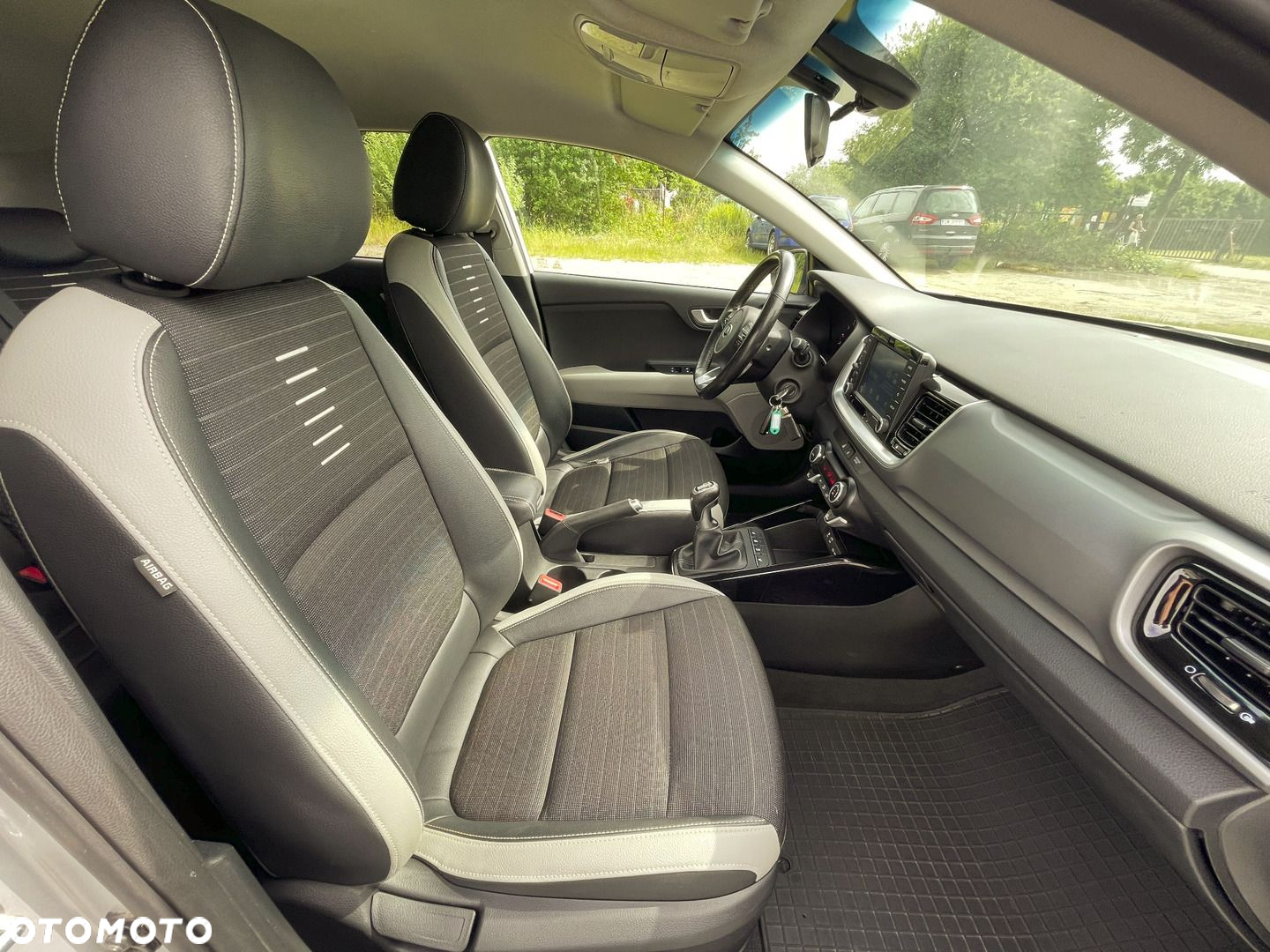 Kia Stonic 1.4 L - 12