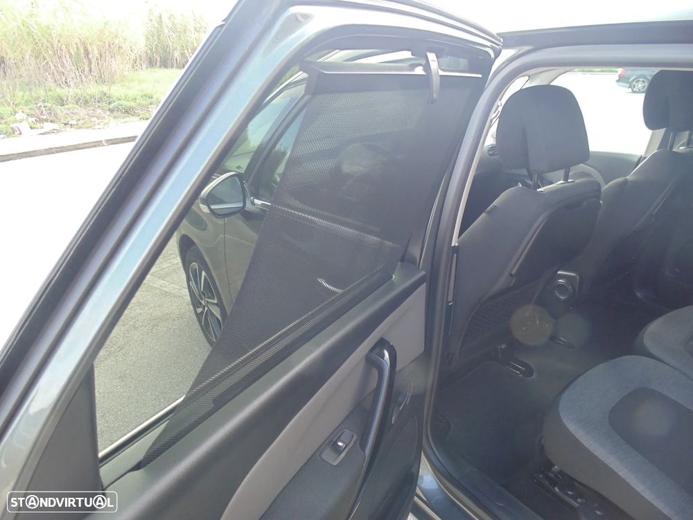 Citroën C4 Picasso 1.6 BlueHDi Feel J16 - 22