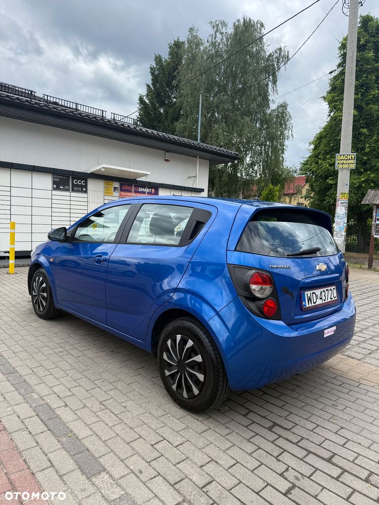 Chevrolet Aveo 1.2 LT - 4
