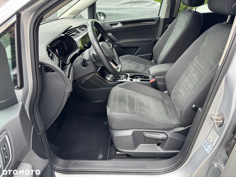 Volkswagen Touran 1.5 TSI EVO Highline DSG - 9