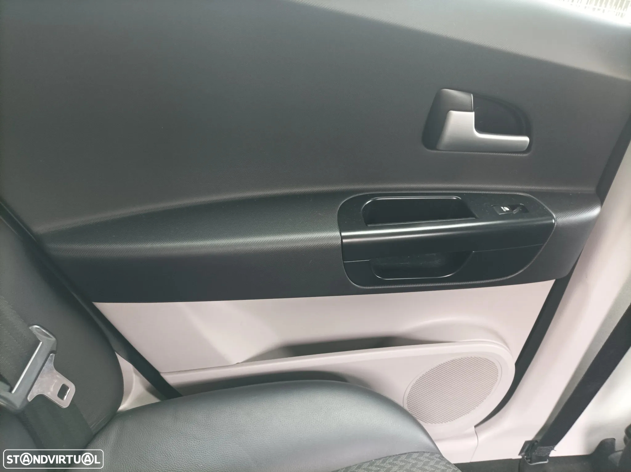 Kia Ceed SW 1.6 CRDi LX - 25