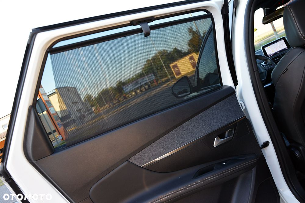 Peugeot 5008 1.5 BlueHDi GT Pack S&S EAT8 - 36