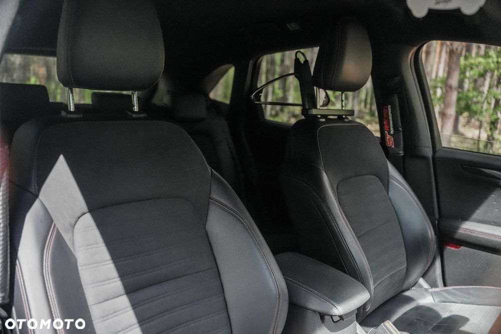 Ford Kuga 1.5 EcoBoost FWD ST-Line X - 15
