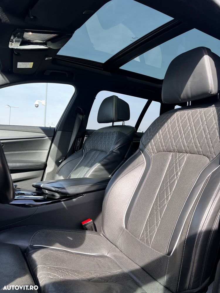 BMW Seria 5 520d Touring Aut. M Sport Edition - 13