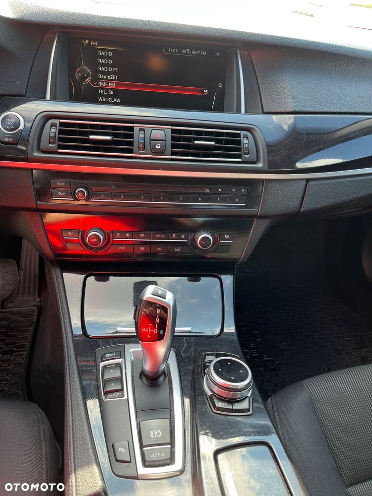 BMW Seria 5 518d - 9