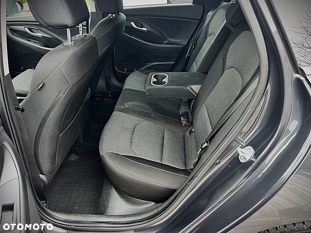 Hyundai i30 1.5 T-GDI 48V-Hybrid DCT Prime - 34