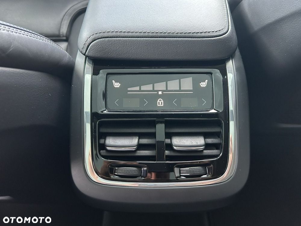 Volvo XC 60 - 25