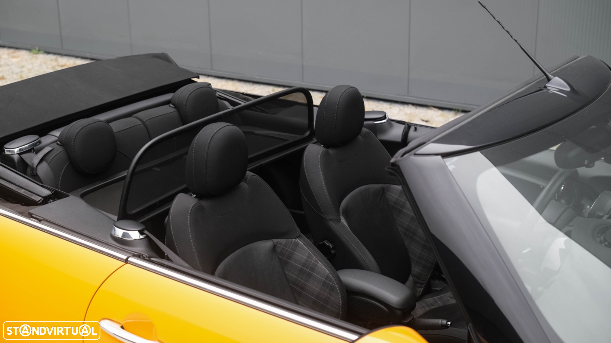 MINI Cabrio Cooper D - 3
