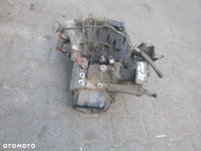 MANUALNA SKRZYNIA BIEGÓW TOYOTA COROLLA E12 1.4 16V - 18