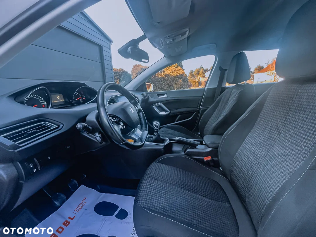 Peugeot 308 SW 1.5 BlueHDi Active S&S - 20