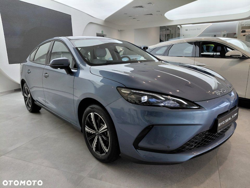 BYD Seal 5 - 2
