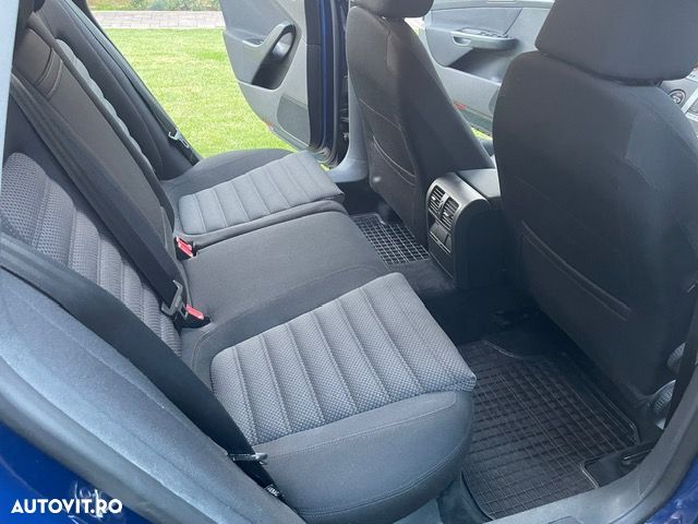 Volkswagen Passat 2.0 TDI 4Motion Trendline - 3
