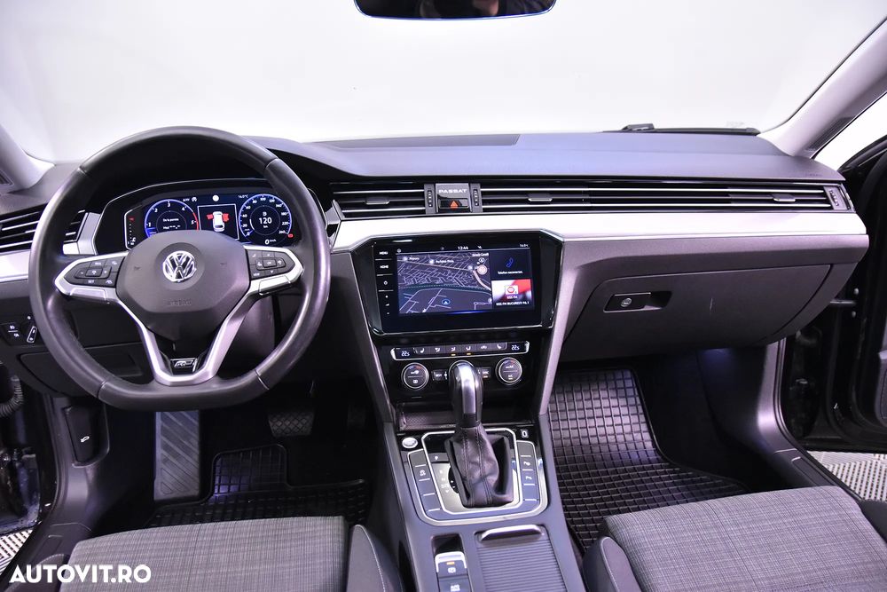 Volkswagen Passat - 9